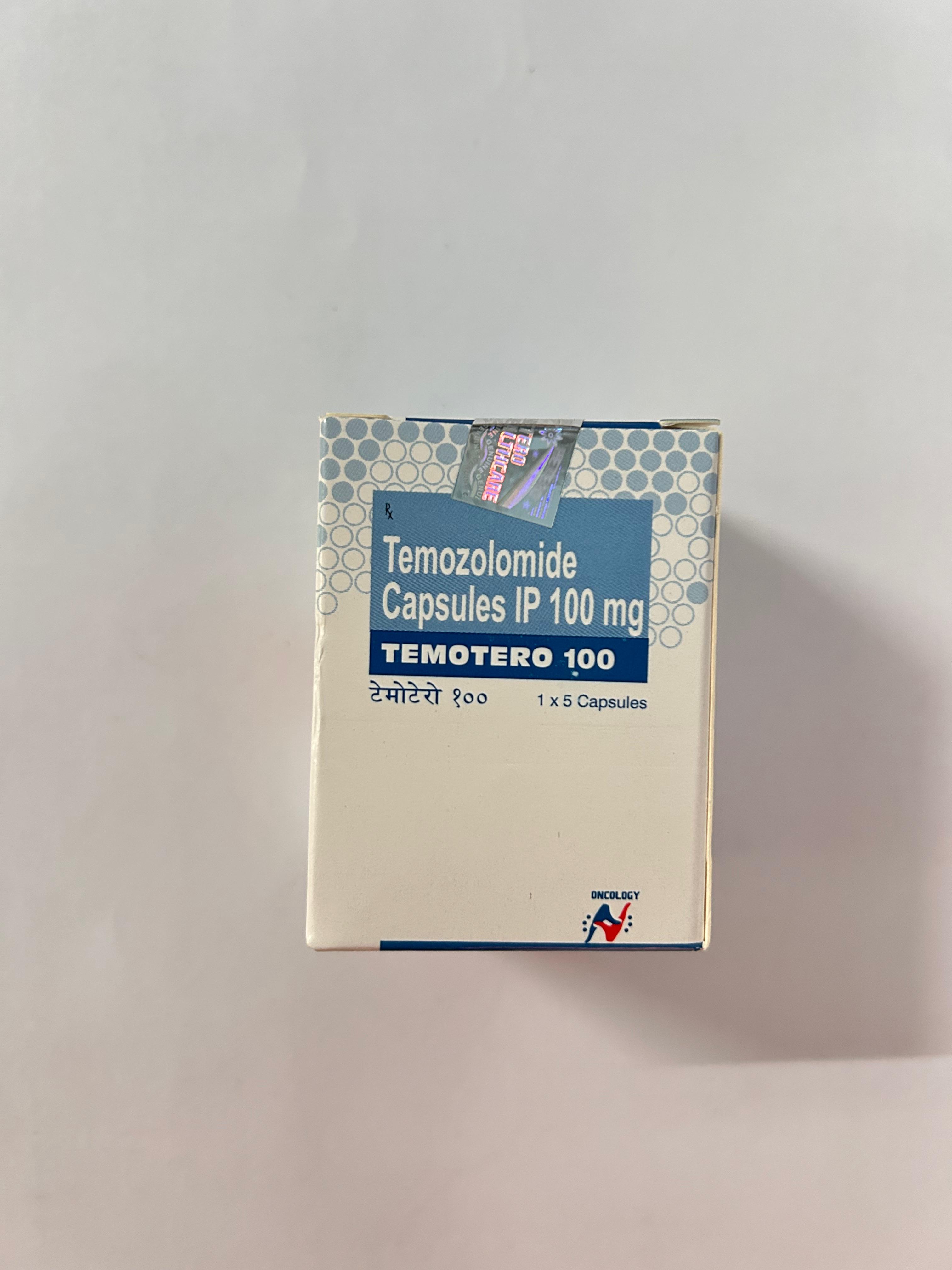 Temotero 100mg Capsule, used to treat certain types of brain cancers.