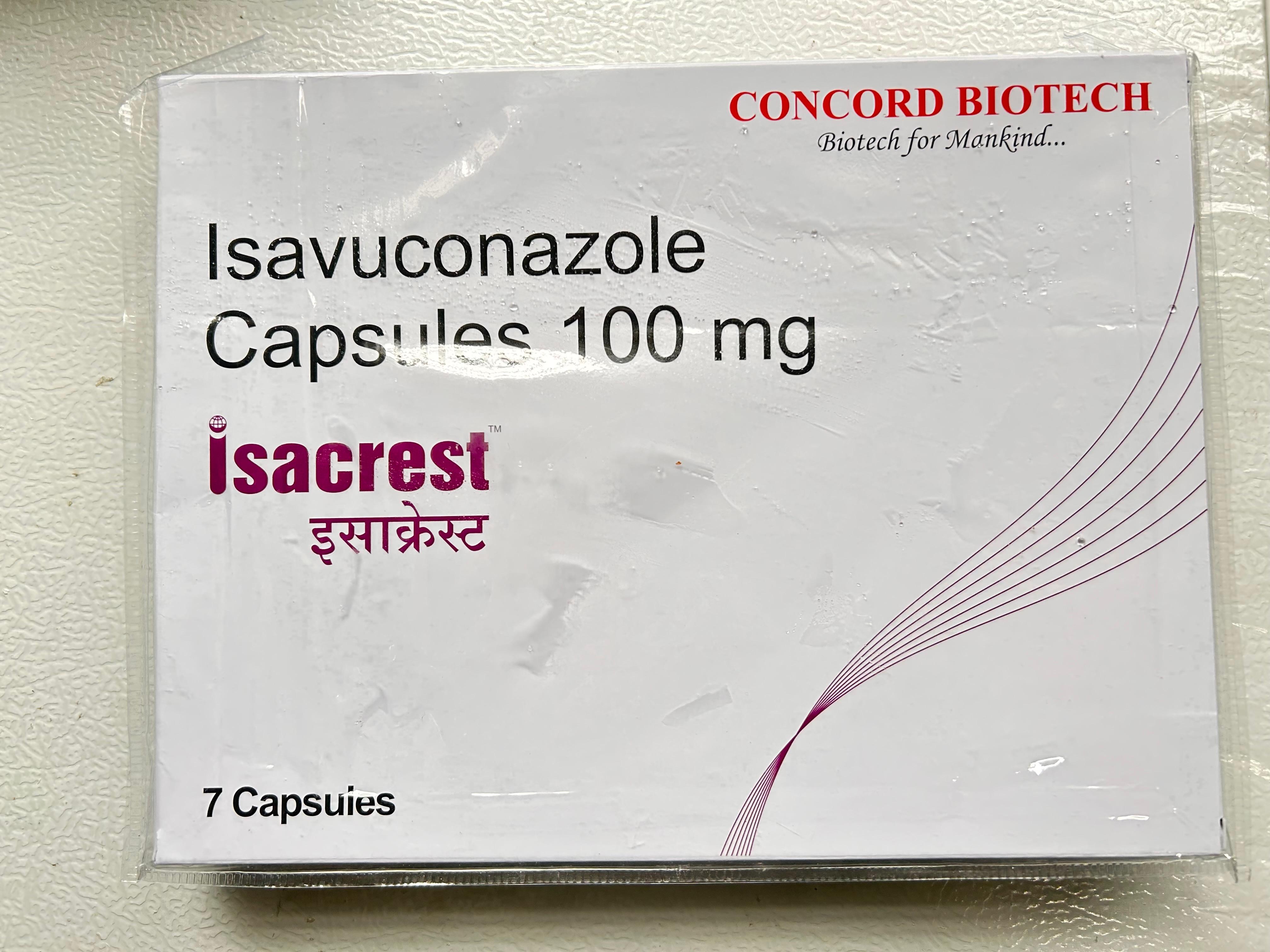 Isacrest 100mg Capsule is an antifungal medication formulated as a gastro-resistant tablet.